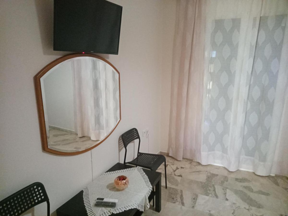 Tom House 1 Apartment Filiatra Ngoại thất bức ảnh